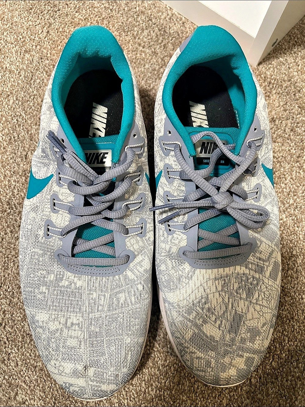 Nike Air Max 90 Gray & Teal Sneakers US 10.5